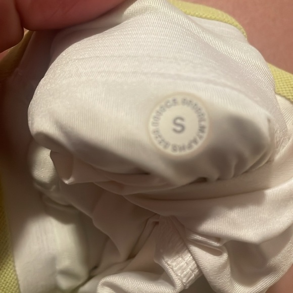 Lululemon athletic shorts for women’s - Picture 12 of 12